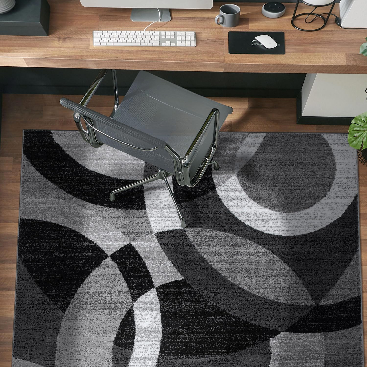 Geometric Non-Shedding Area Rug, 3 ft 3 in x 5 ft, Grey