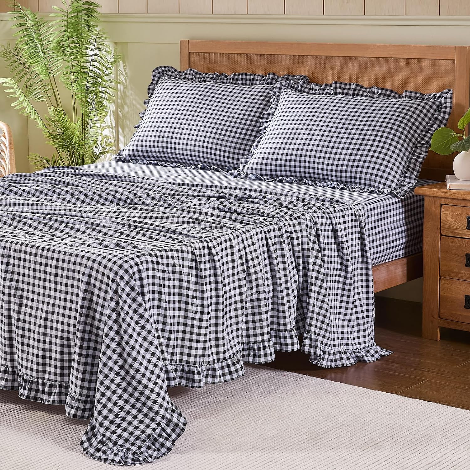 Gingham Microfibre Queen Sheet Set, 4 Pieces